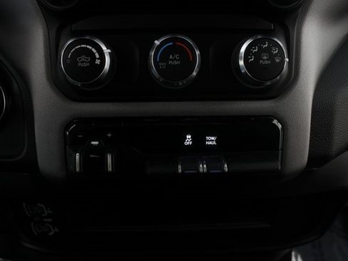 Used 2024 RAM 2500 Big Horn w/ Bed Utility Group image 6