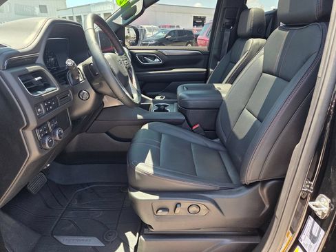 Used 2024 Chevrolet Tahoe RST w/ Luxury Package AWD/4WD image 5
