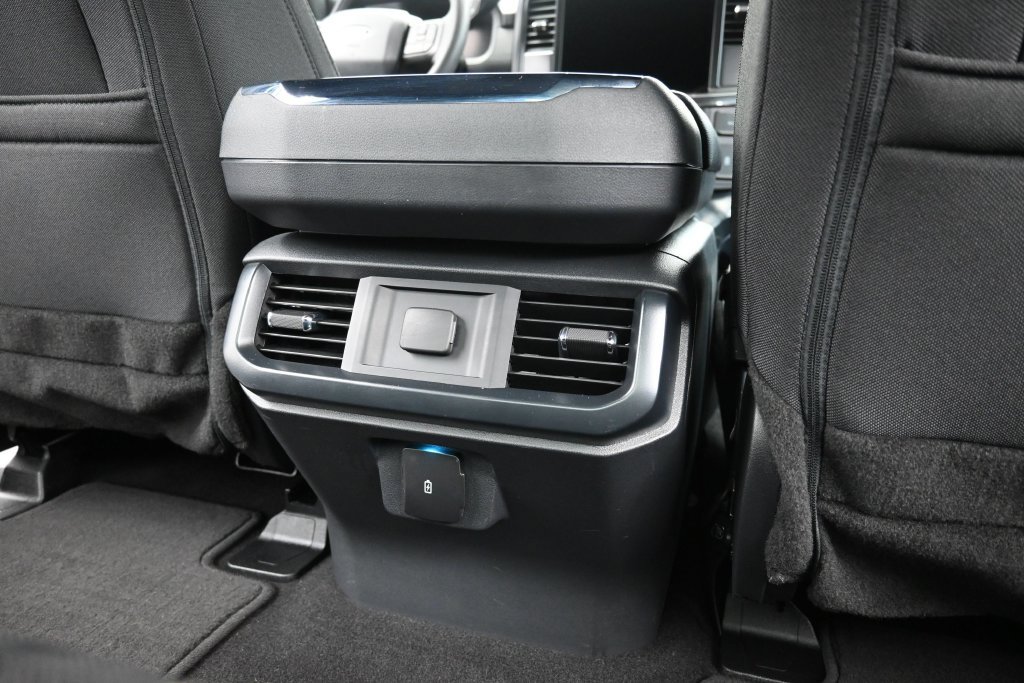 Used 2024 Ford F150 STX RWD image 3
