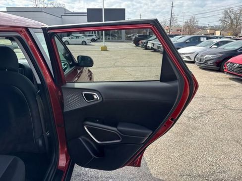 Certified 2023 Kia Soul LX image 13