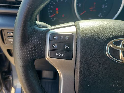Used 2013 Toyota 4Runner Limited AWD/4WD image 22