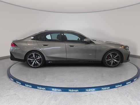 Certified 2024 BMW 530i w/ M Sport Package RWD image 4