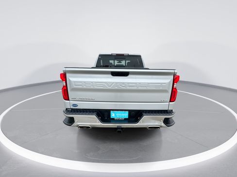 Used 2021 Chevrolet Silverado 1500 LTZ w/ LTZ Premium Package AWD/4WD image 7