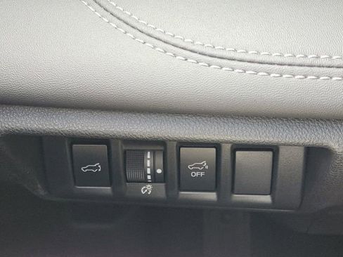 Certified 2023 Subaru Outback Limited image 42