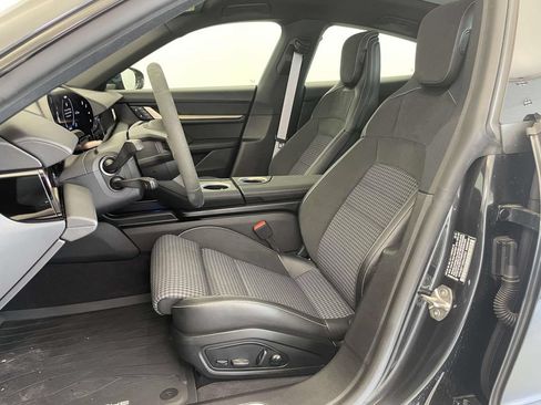 Certified 2025 Porsche Taycan 4S AWD/4WD image 5