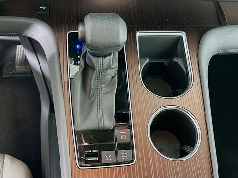 Used 2024 Toyota Sienna LE image 24