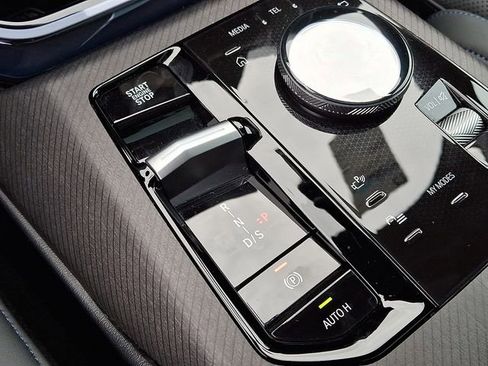 Certified 2025 BMW X3 xDrive30i w/ Premium Package image 16