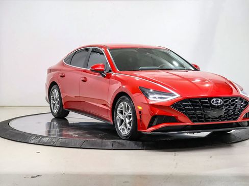 Used 2021 Hyundai Sonata SEL w/ Preferred Accessory Package FWD image 5