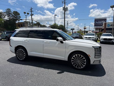 Used 2026 Hyundai Palisade Calligraphy FWD image 7