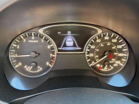 Used 2016 Nissan Altima 3.5 SL w/ 3.5 Technology Package image 12