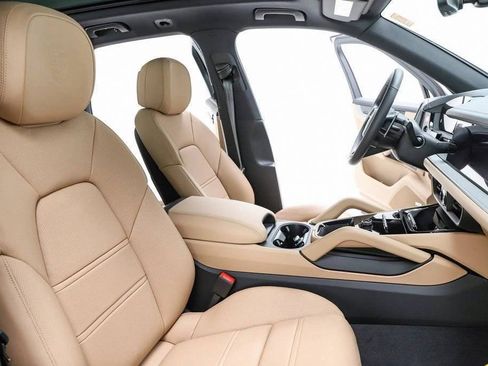 New 2026 Porsche Cayenne S AWD/4WD image 72