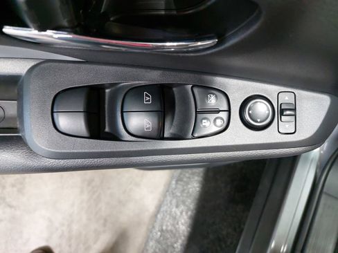 Certified 2023 Nissan Kicks SR w/ SR Premium Package FWD image 27