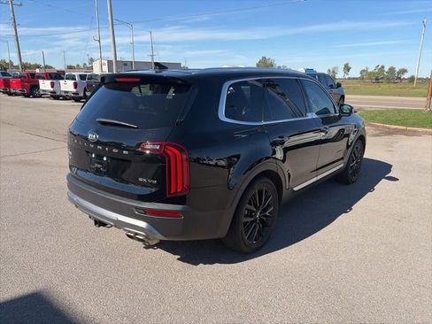 Used 2021 Kia Telluride SX w/ SX Prestige Package image 6