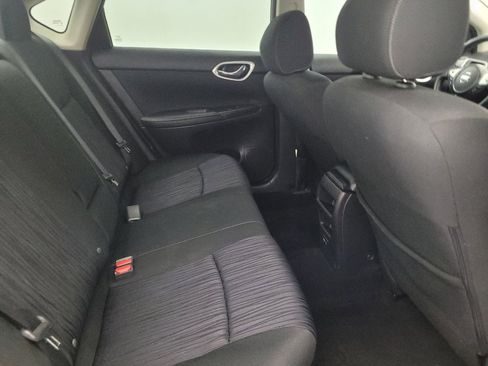 Used 2019 Nissan Sentra SV FWD image 19
