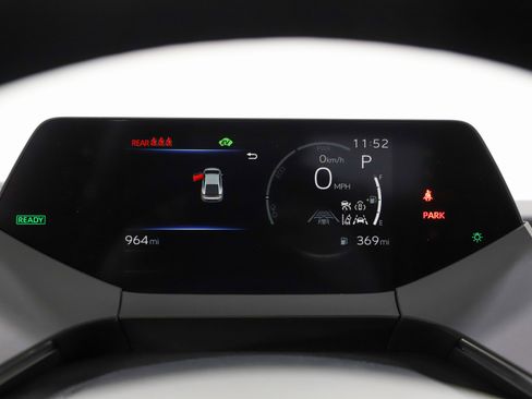 Used 2025 Toyota Prius Limited image 20