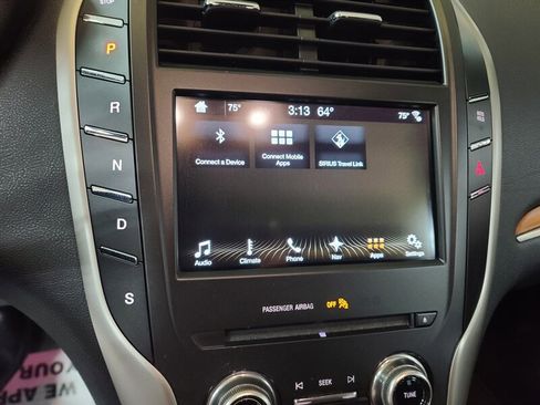 Used 2017 Lincoln MKC Select w/ Select Plus Package image 30