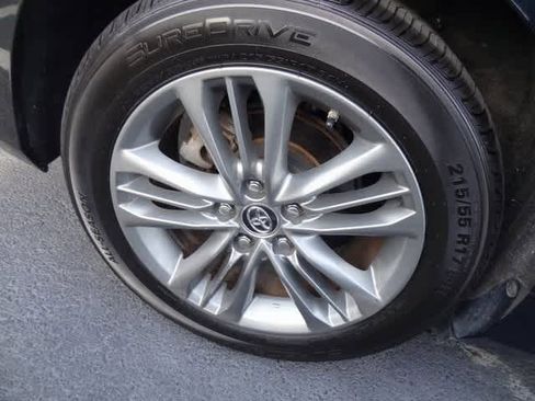 Used 2015 Toyota Camry SE image 23
