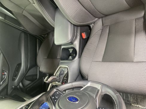 Used 2025 Subaru Outback Premium AWD/4WD image 14