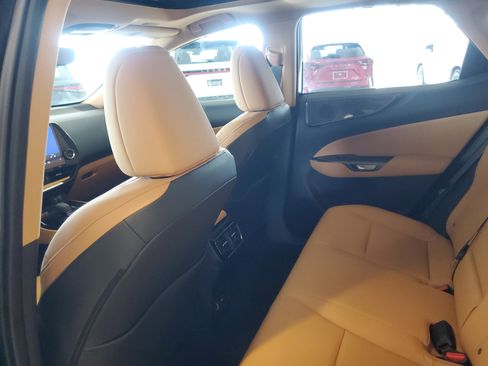 Used 2025 Lexus NX 250 FWD w/ Accessory Package (Z1) image 16