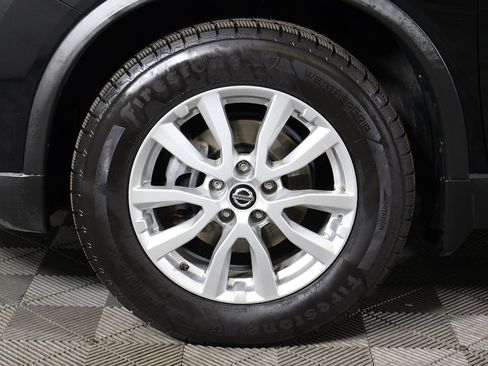 Used 2018 Nissan Rogue SV w/ Premium Package image 23