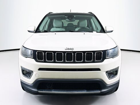 Used 2019 Jeep Compass Limited w/ Advanced Safety Group image 2
