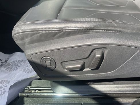 Used 2023 Audi Q3 2.0T Premium image 17