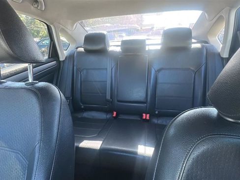 Used 2015 Volkswagen Passat 1.8T S FWD image 26