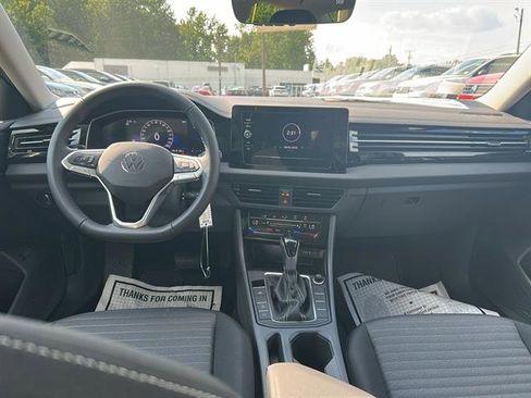 New 2025 Volkswagen Jetta S image 6