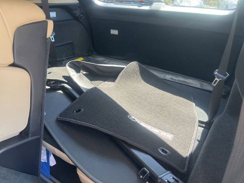 Used 2022 Lexus RX 350L Luxury image 12