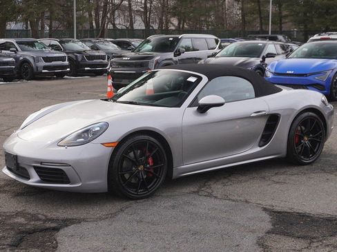 Used 2023 Porsche 718 Boxster S w/ Sport Chrono Package RWD image 6