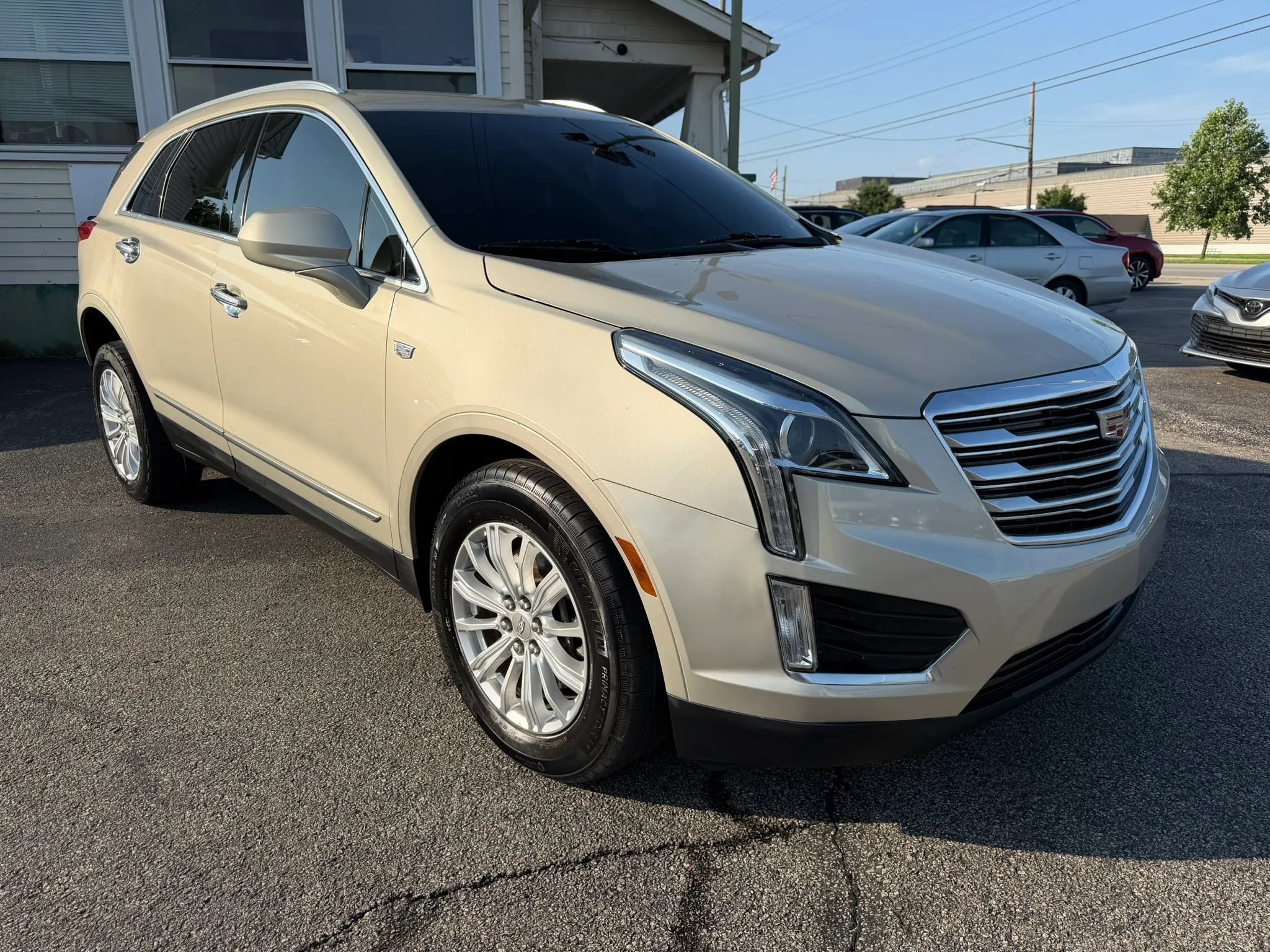 Used 2017 Cadillac XT5 FWD image 5