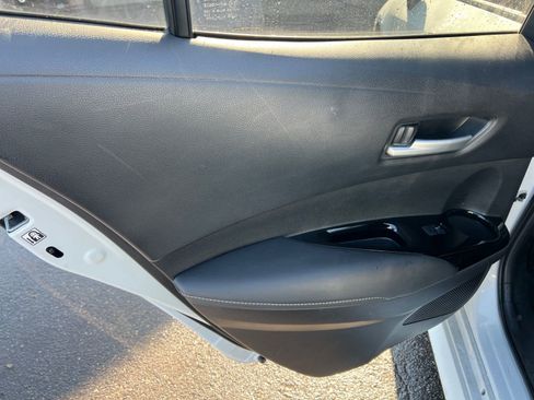 Used 2021 Toyota Corolla SE FWD image 25