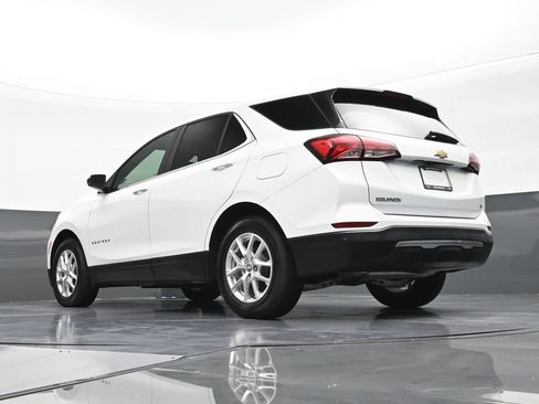 Used 2024 Chevrolet Equinox LT FWD image 22
