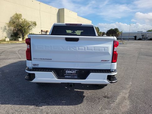 Used 2022 Chevrolet Silverado 1500 RST w/ Safety Package image 7