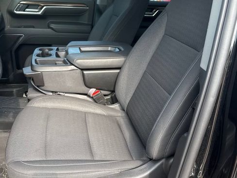 Used 2025 Chevrolet Silverado 1500 LT AWD/4WD image 2