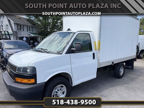 Used 2021 Chevrolet Express 3500 RWD image 1