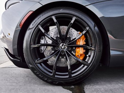 Used 2023 McLaren Artura image 24