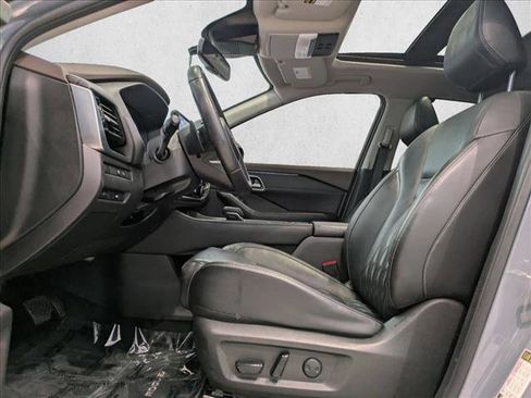 Used 2021 Nissan Rogue Platinum image 17