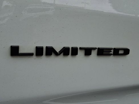Used 2022 RAM 1500 Limited AWD/4WD image 21