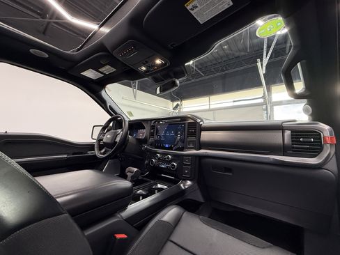 Used 2025 Ford F150 Raptor AWD/4WD image 29