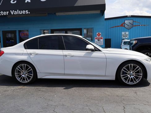 Used 2014 BMW 335i Sedan RWD image 5
