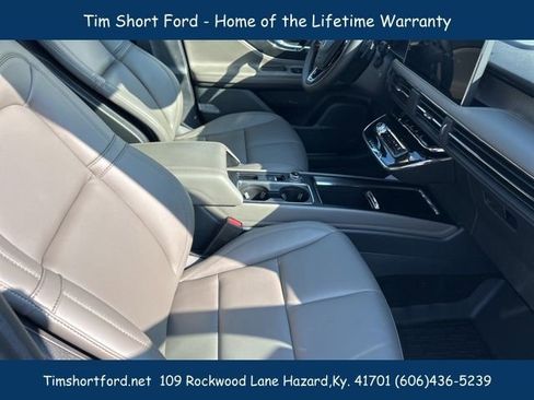 New 2025 Lincoln Corsair AWD w/ Towing Package image 9