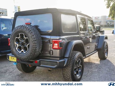 Used 2021 Jeep Wrangler Unlimited Rubicon 4xe AWD/4WD image 11