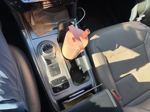 Certified 2022 Ford Explorer Limited w/ Equipment Group 301A image 12