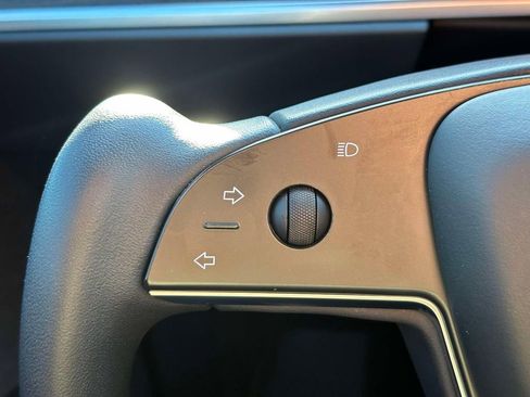Used 2023 Tesla Model X AWD/4WD image 20