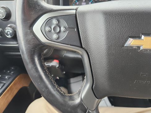 Used 2017 Chevrolet Silverado 1500 LTZ AWD/4WD image 13