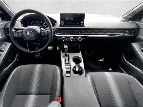 Used 2025 Honda Civic Sport image 16