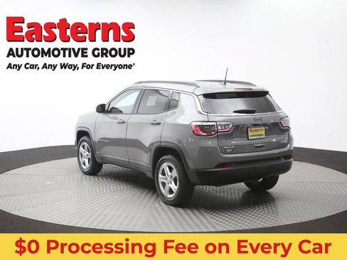 Used 2023 Jeep Compass Latitude w/ Sun and Sound Group AWD/4WD image 66