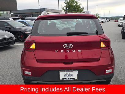 Used 2024 Hyundai Venue Limited