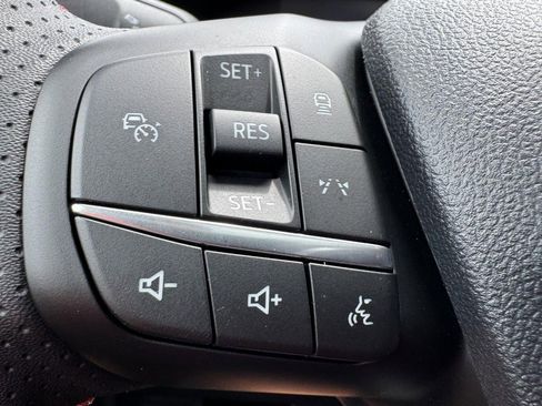 Used 2024 Ford Escape ST-Line w/ Tech Pack #1 image 17